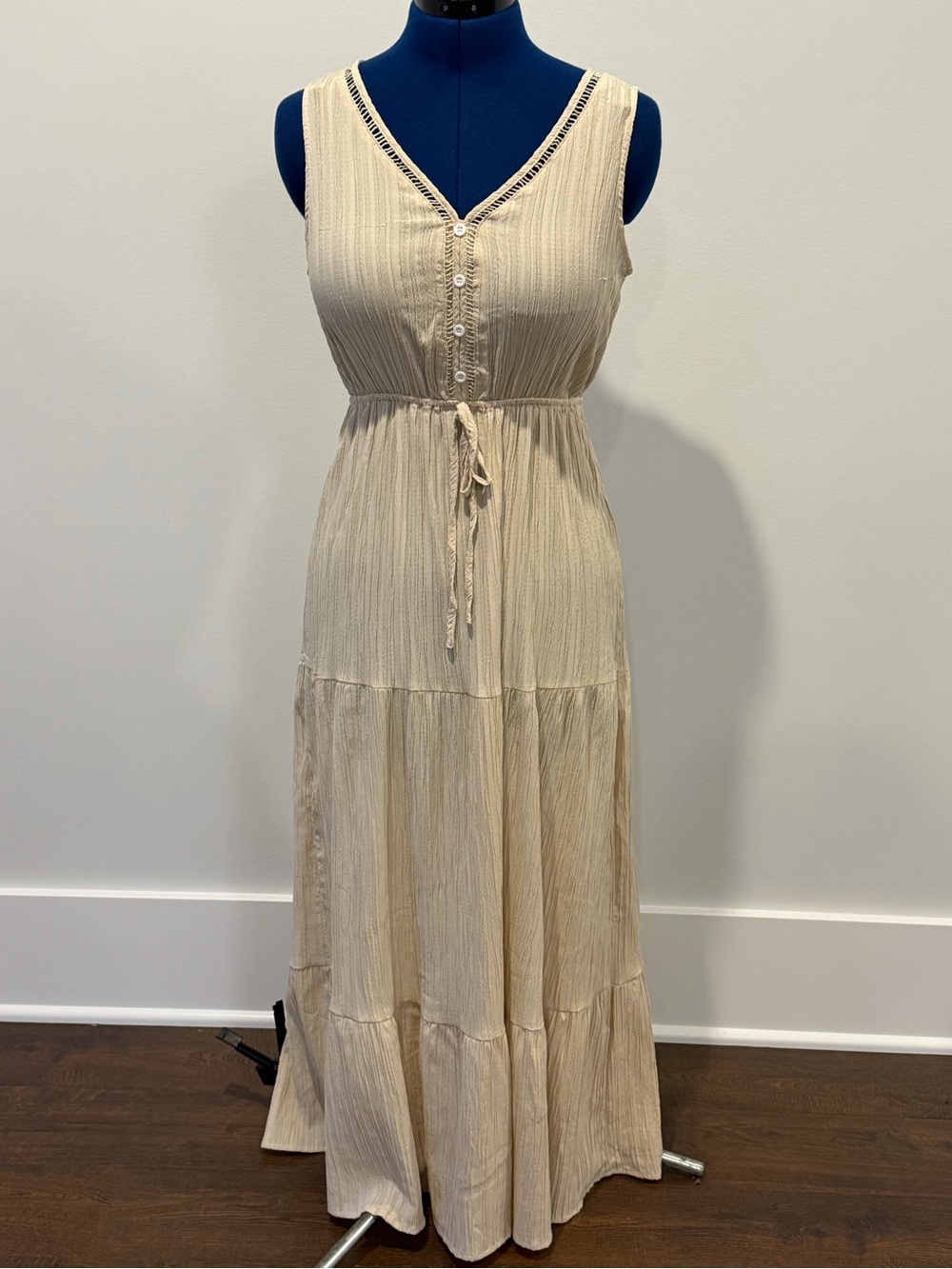 Sleeveless Cream/Beige Stretch Maxi Dress with Button Front